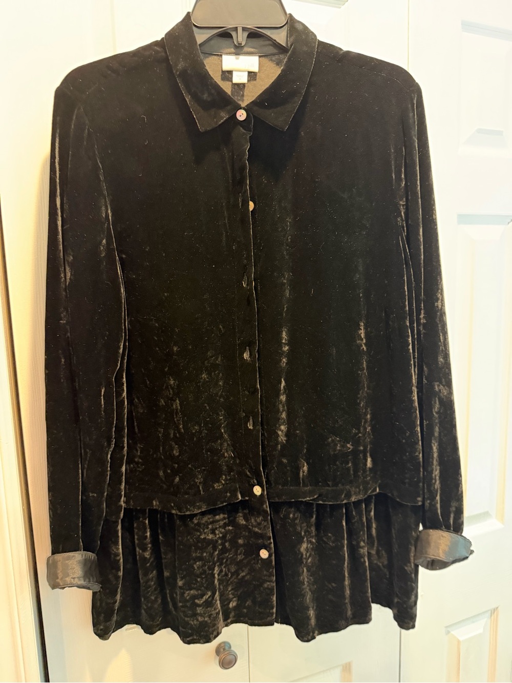 J. Jill Black Velvet Button-Front Tunic